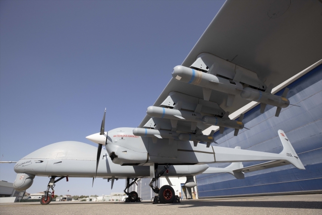 Aksungur tam yüklü mühimmatla 28 saat uçtu